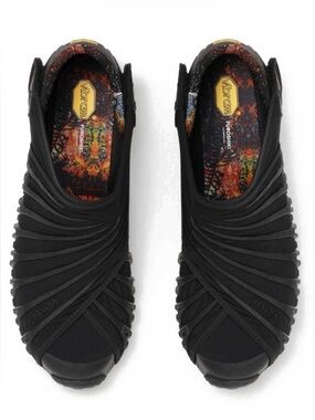 Vibram Furoshiki Wrap Shoes Women's Size 8.5 Black NWOT